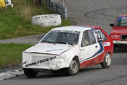 micra hos09.jpg (28000 bytes)
